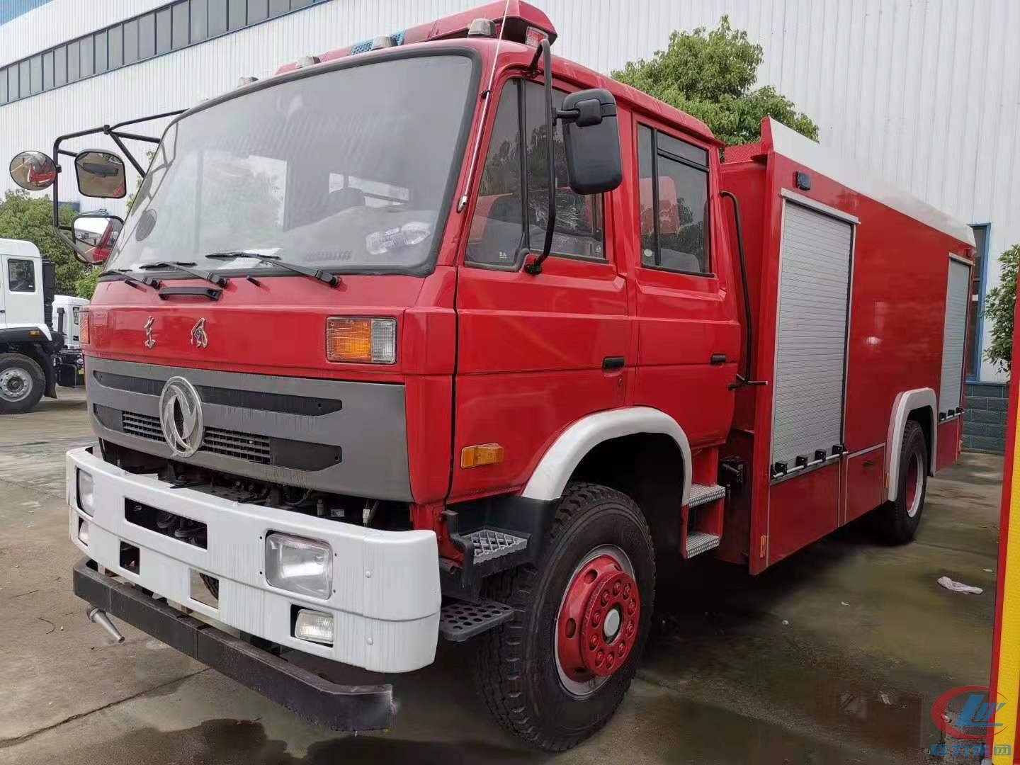 必博专汽东风153水罐消防车